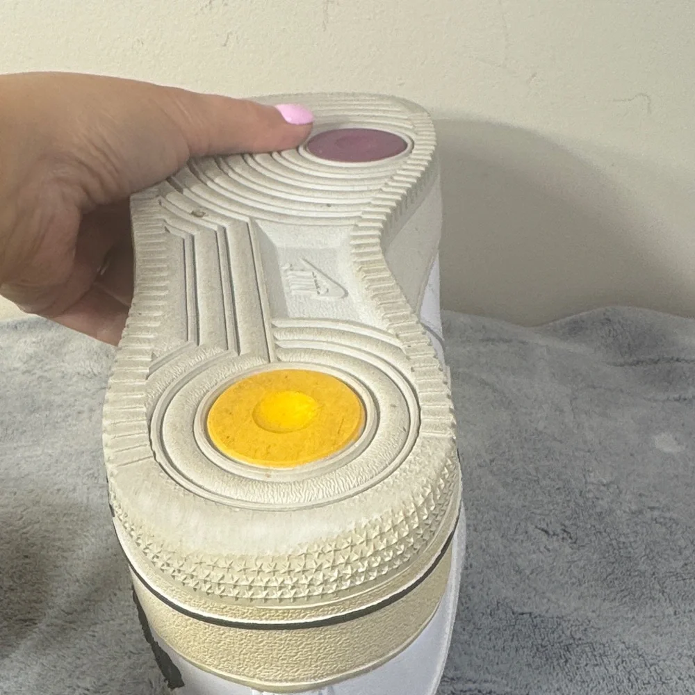 Nike these limited